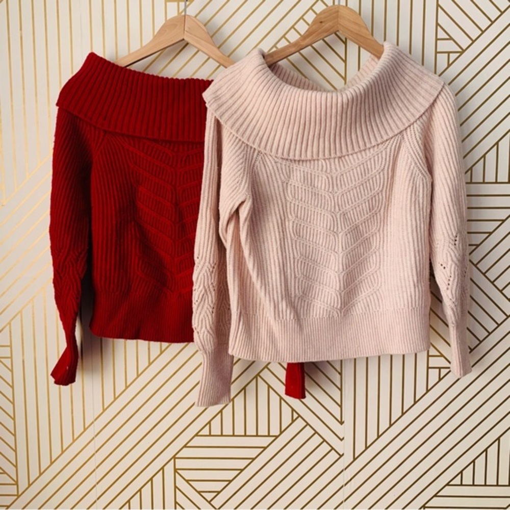 WHBM lot of 2 Off the Shoulder puff sleeve Cable knit Sweater cashmere wool S